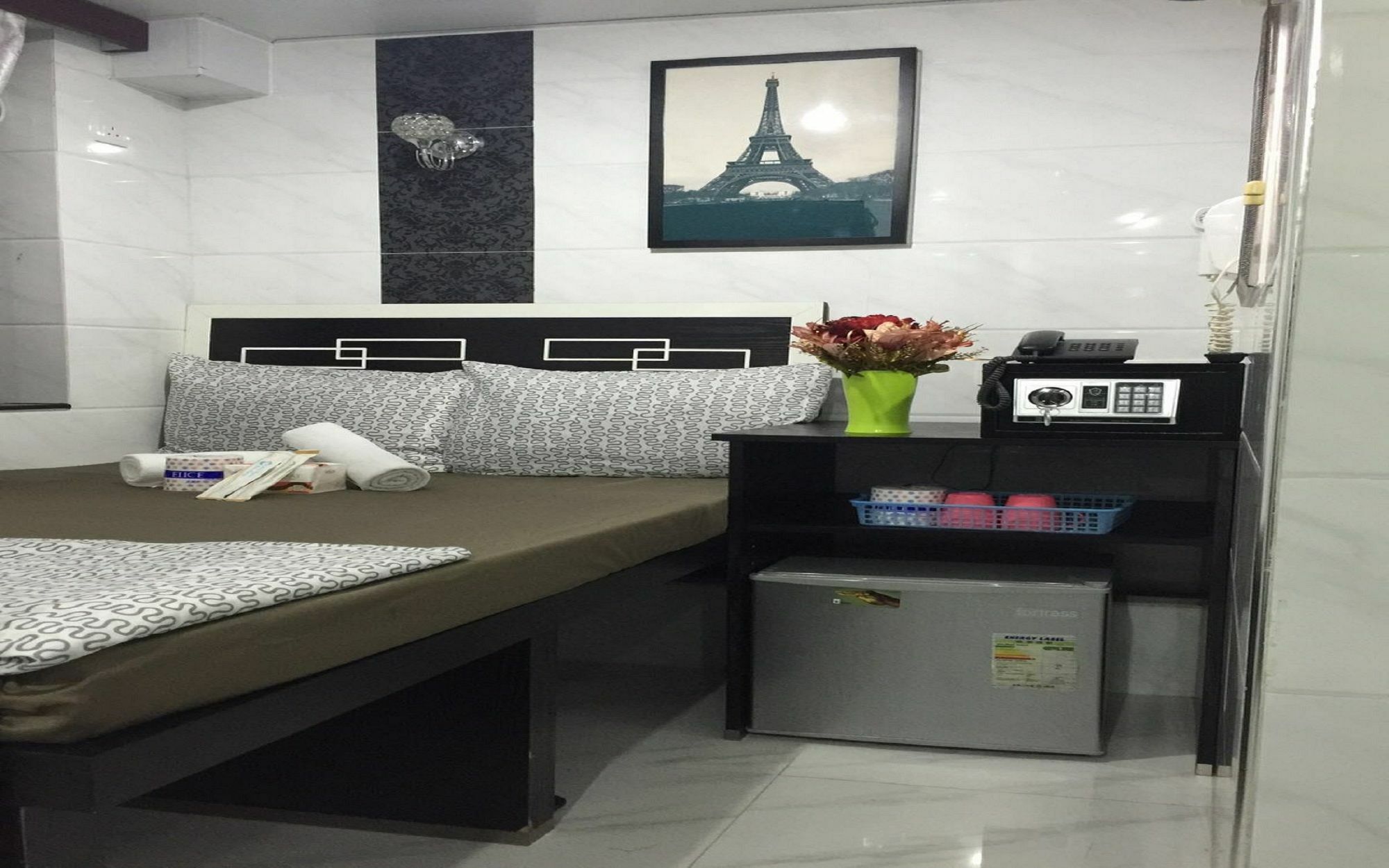 Skystar Hostel Hong Kong Esterno foto