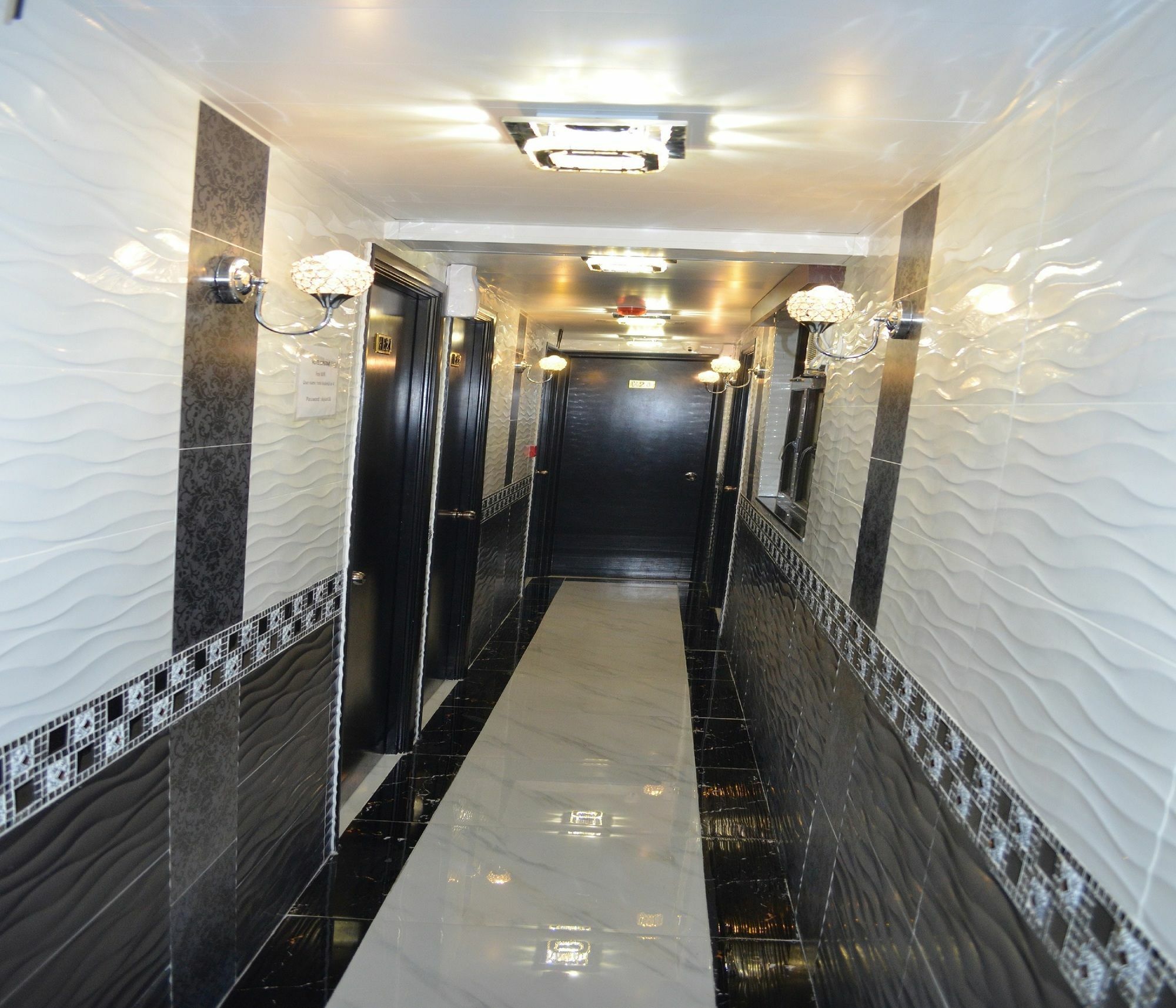 Skystar Hostel Hong Kong Esterno foto