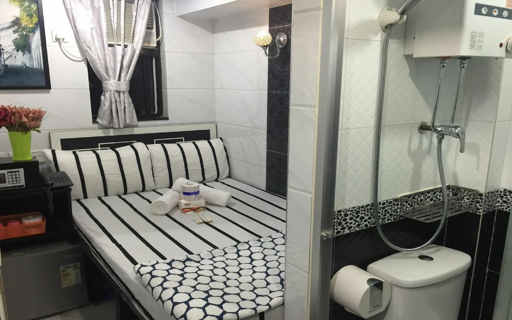 Skystar Hostel Hong Kong Esterno foto
