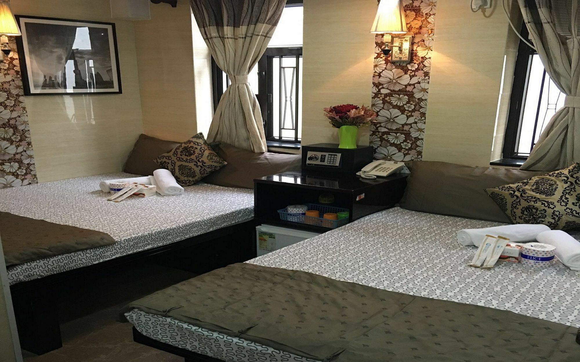 Skystar Hostel Hong Kong Esterno foto